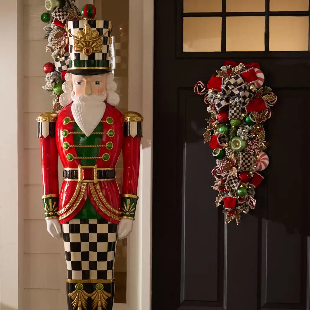 Classic Courtly Trophy Nutcracker Secondary image
