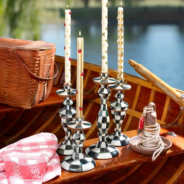 Rosy Check Short Candlestick