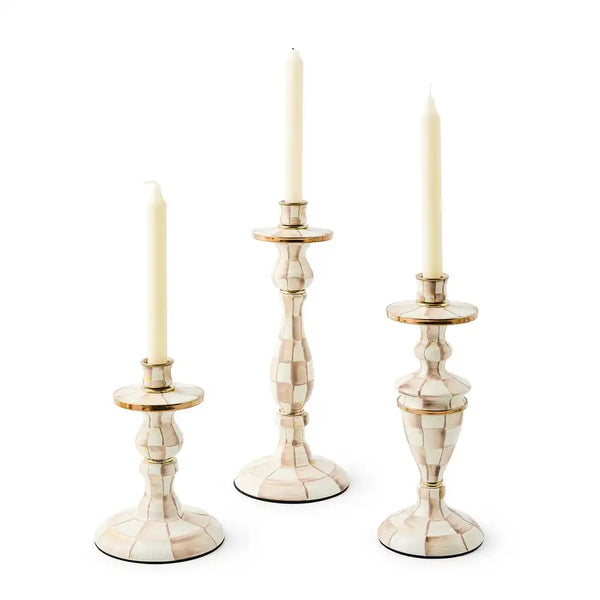 Rosy Check Short Candlestick