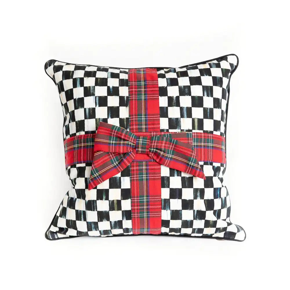 Courtly Check Tartan Bow Throw Pillow Main image