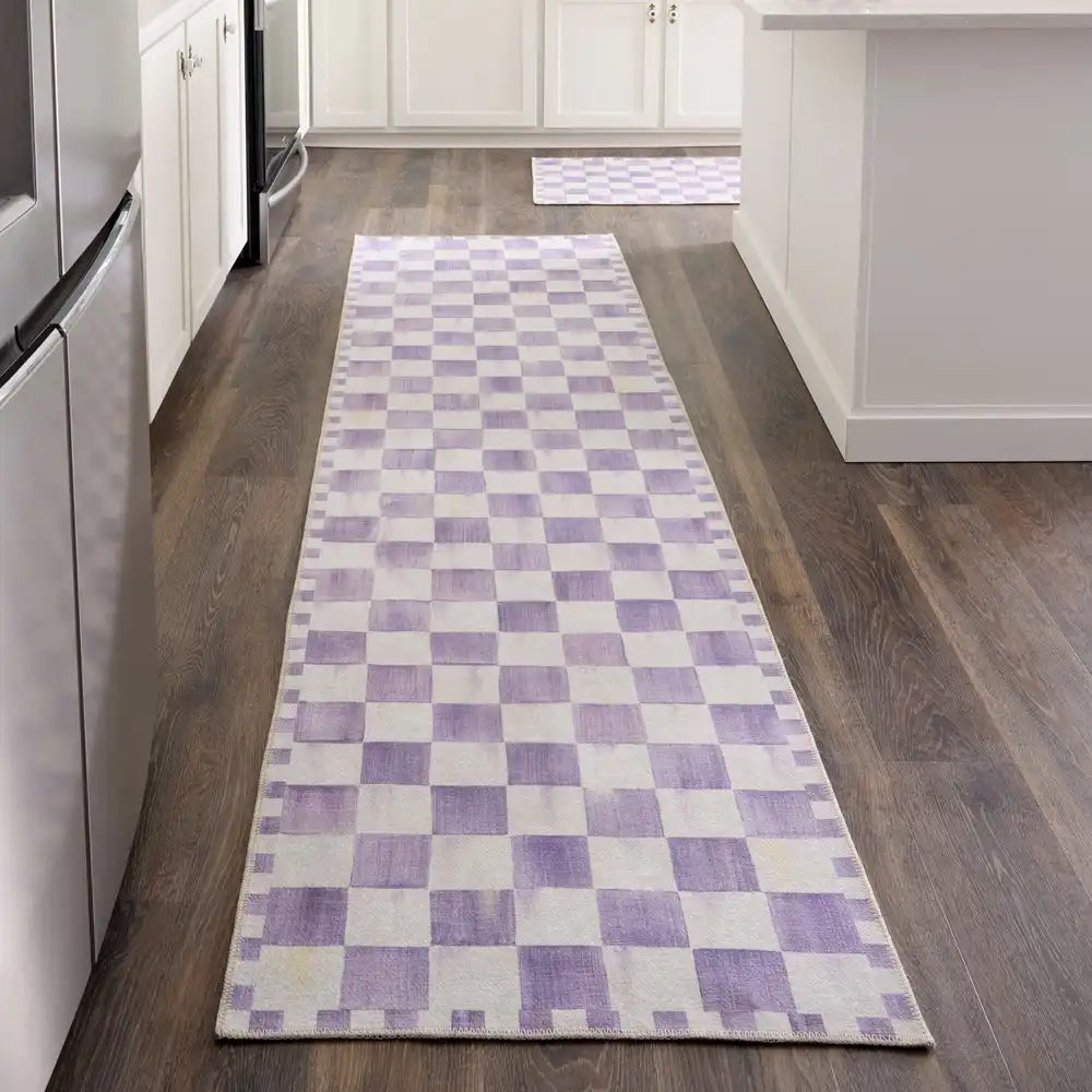 Violet Checkered 2' x 3' Washable Rug