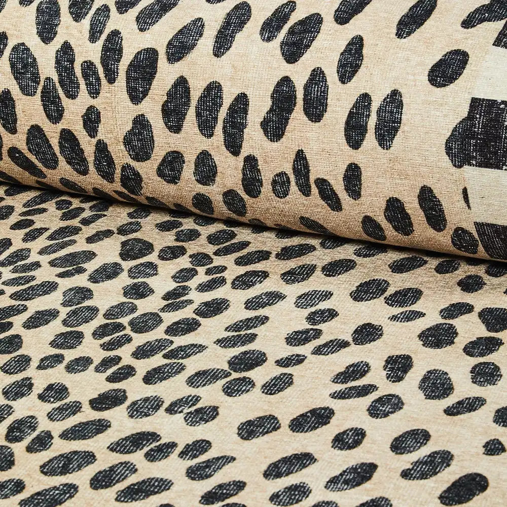 Snow Leopard 2'6" x 8' Washable Runner