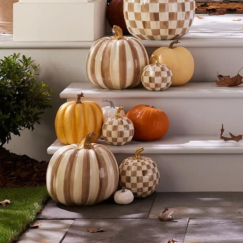 Mocha Stripe Medium Pumpkin Secondary image