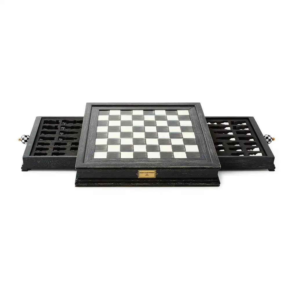 Courtly Check Chess Set Secondary image