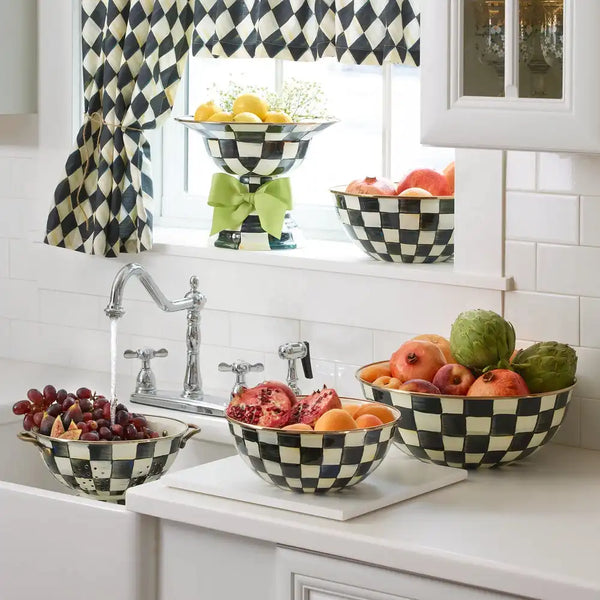 Rosy Check Small Colander