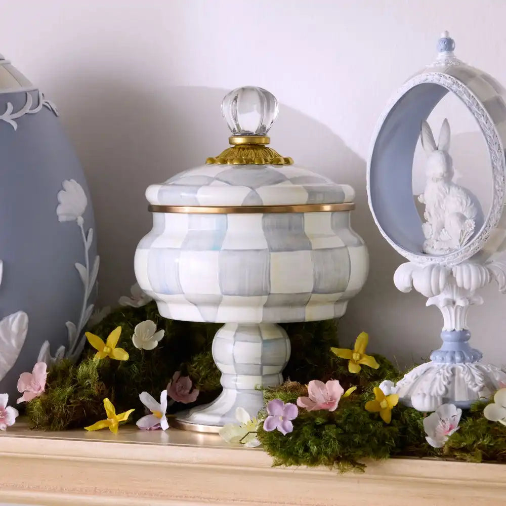 Courtly Check Curiosity Pot