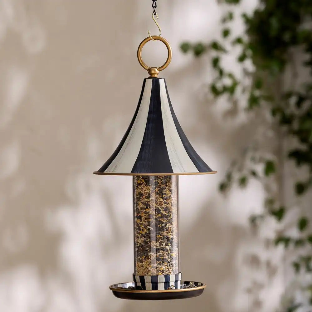 Courtly Bird Feeder Secondary image