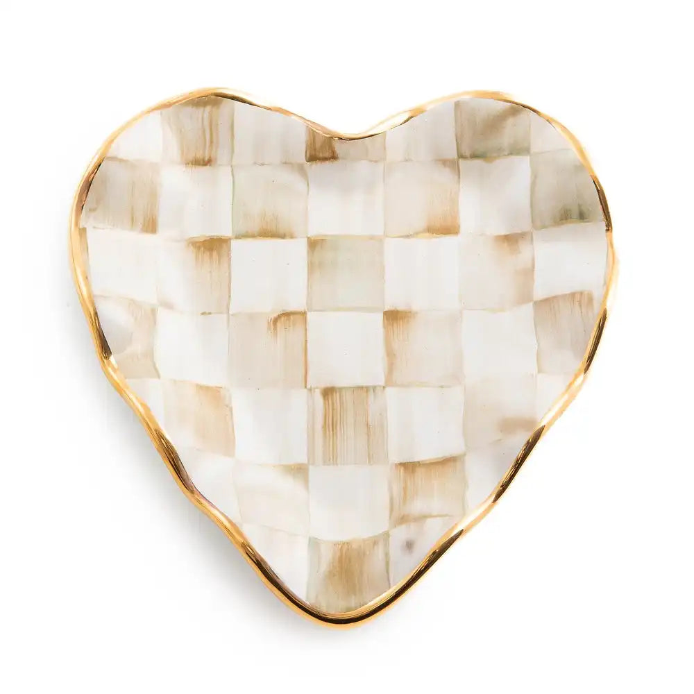 Parchment Check Fluted Heart Plate Main image