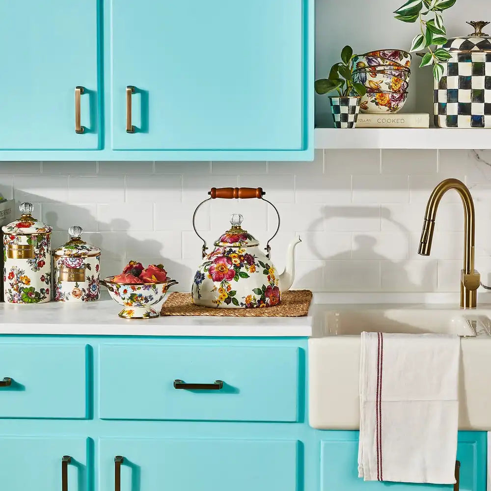 Rosy English Garden 2 Quart Tea Kettle
