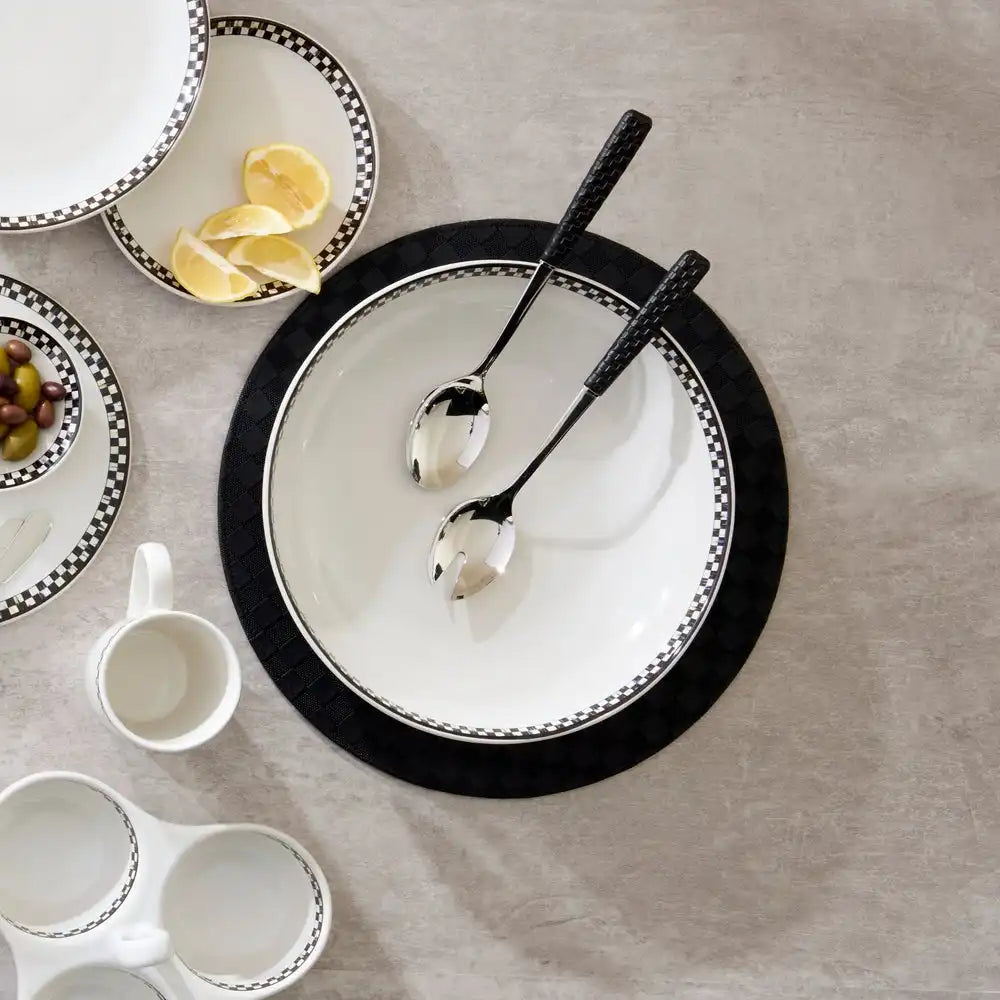Courtly Check Everyday Serving Bowl