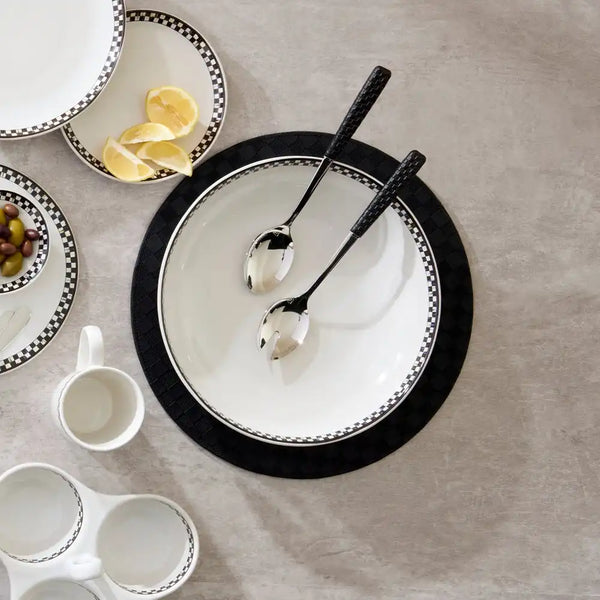 Courtly Check Everyday Serving Bowl