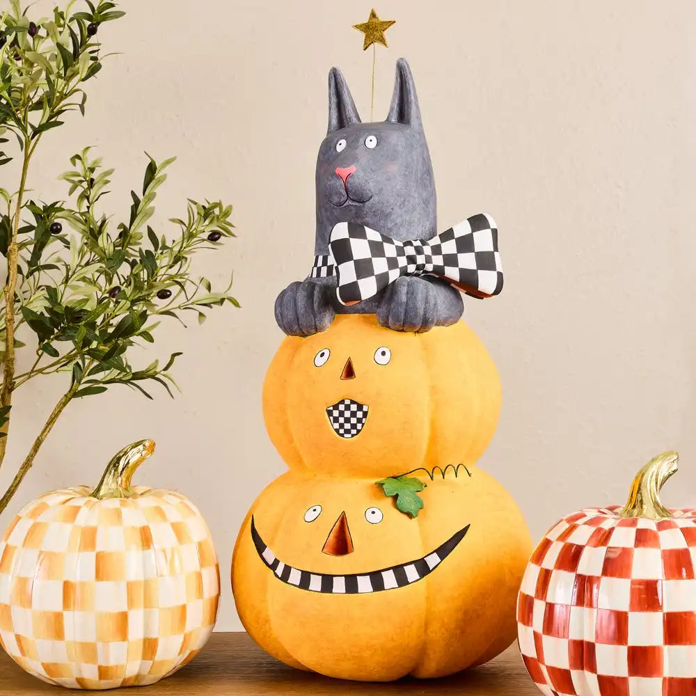 Patience Brewster Clawde on Pumpkin Duty Secondary image