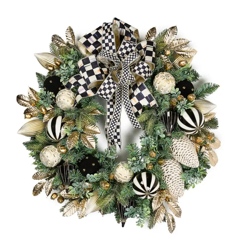 Courtly Noel Illuminated 26" Wreath Main image