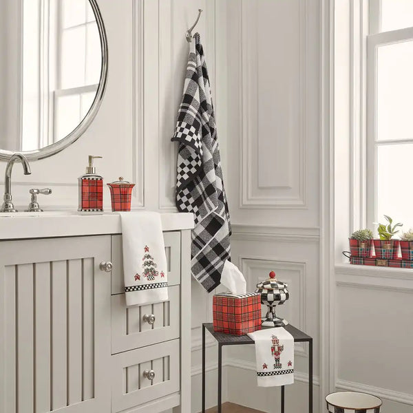 Nutcracker & Tree Guest Towels, Set of 2