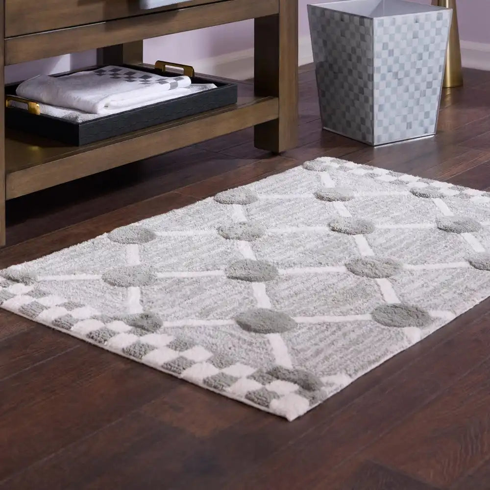 Black Lattice & Dot Bath Rug
