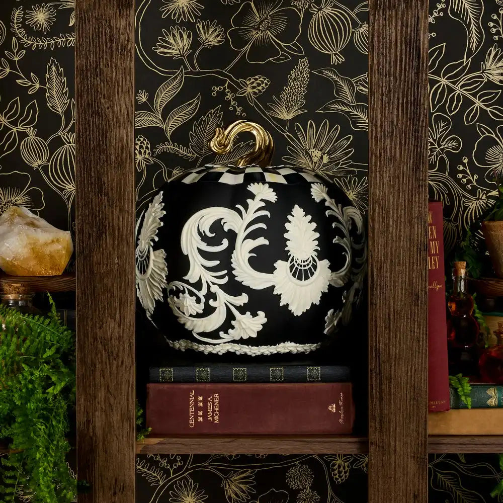 Courtly Check Black Cameo Pumpkin