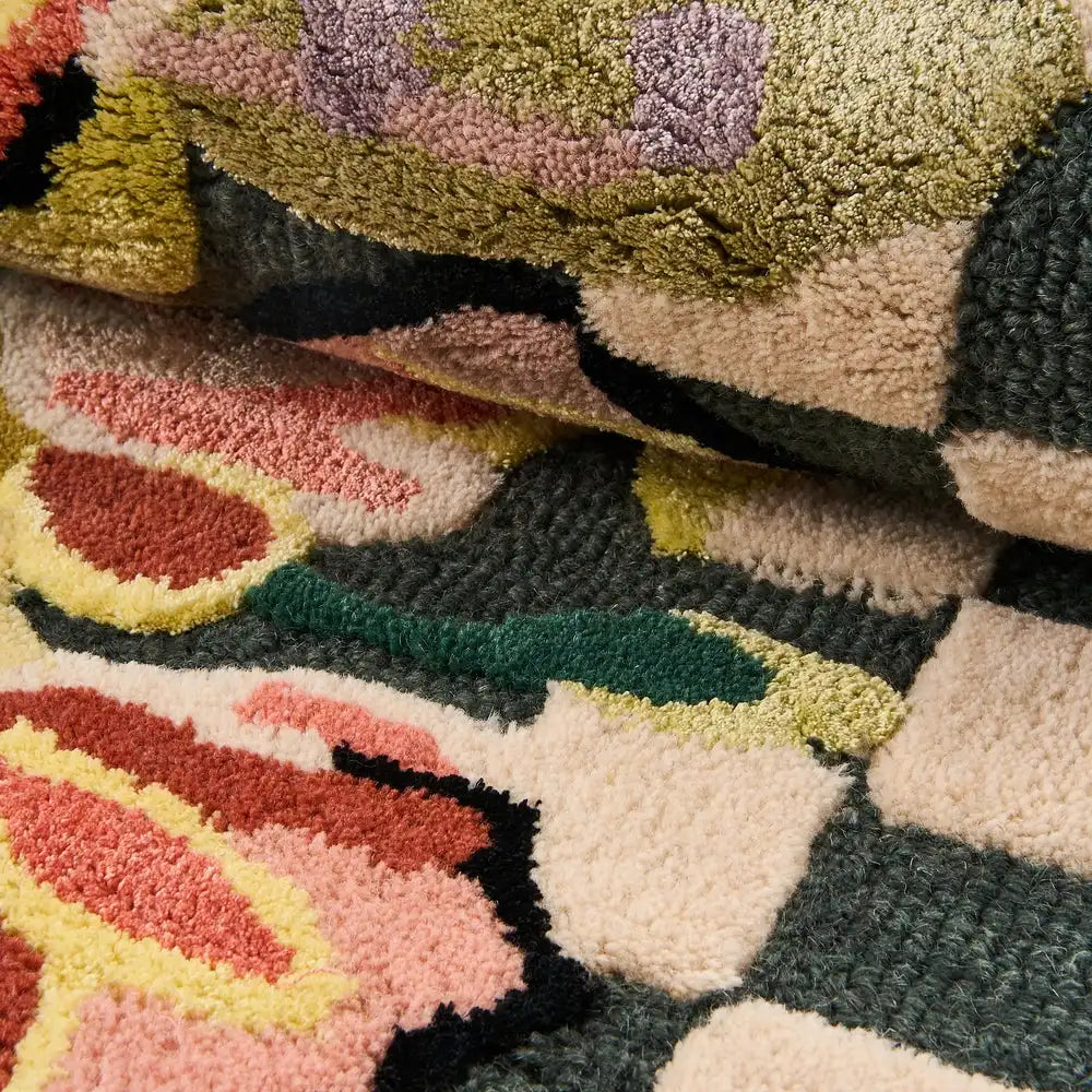 Ranunculus and Checks 6' Round Rug