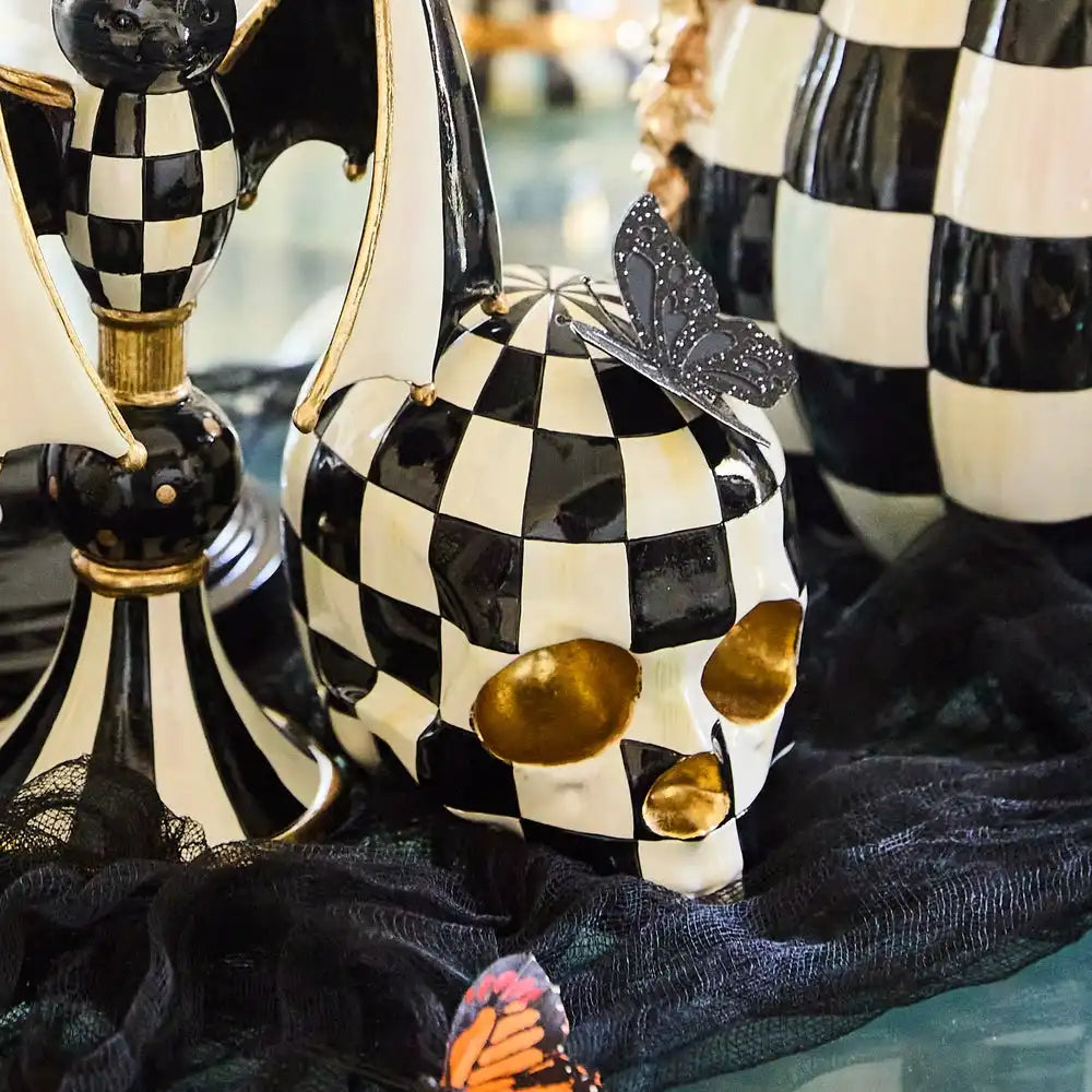 Courtly Check Skull