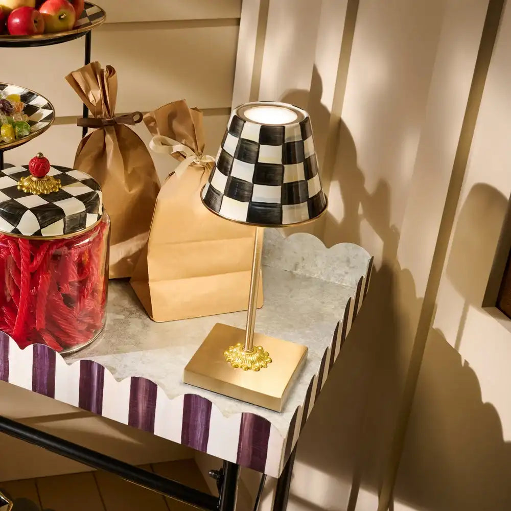 Sophisticheck LED Rechargeable Cafe Table Lamp