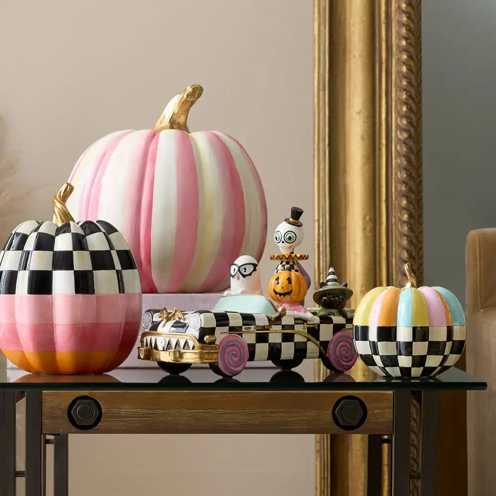 Trick or Treat Boo Family Car Secondary image