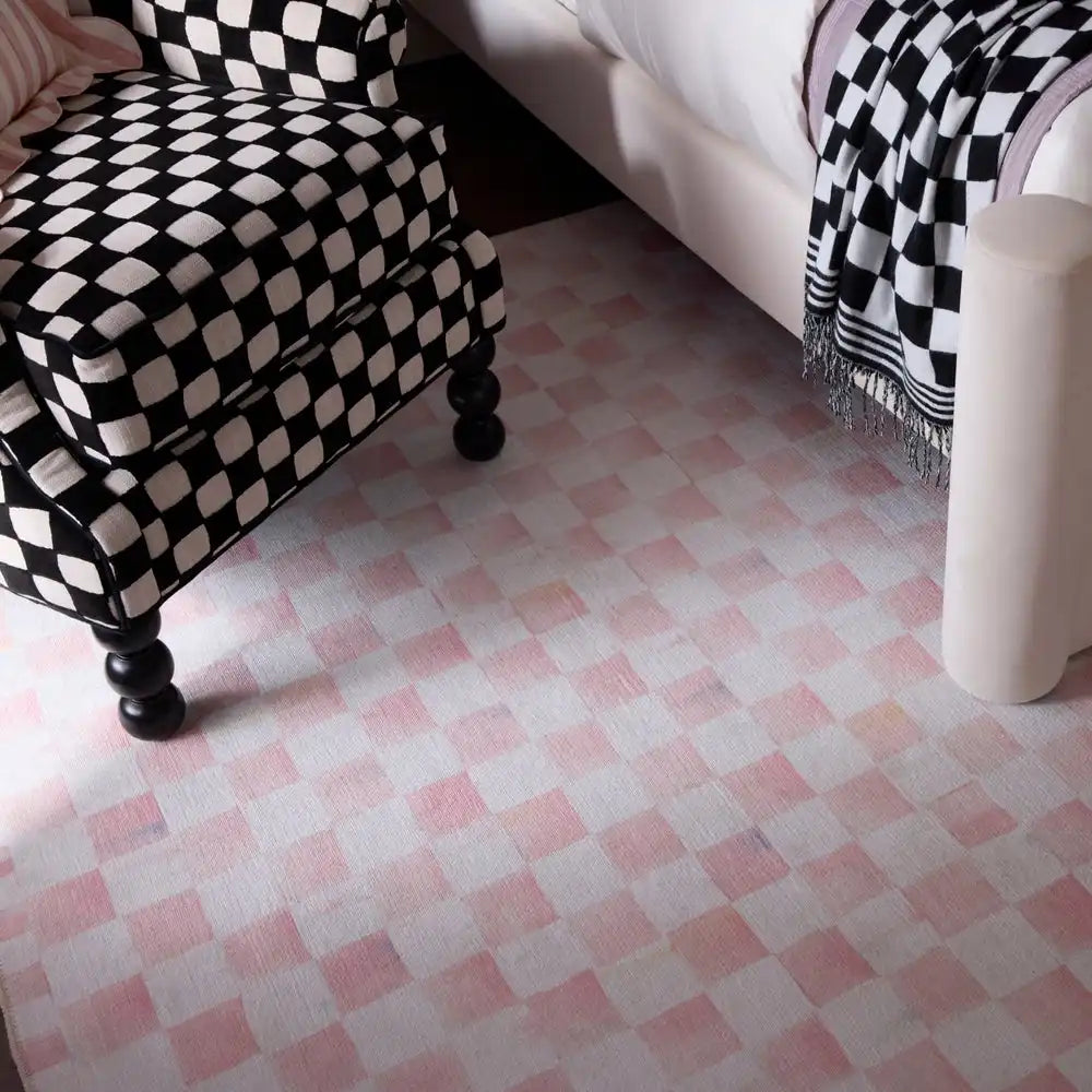 Rosy Checkered 3' x 5' Washable Rug