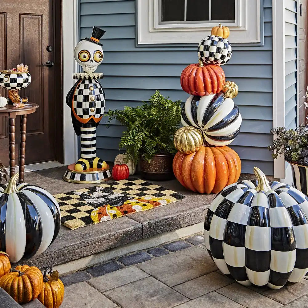 Courtly Check Outdoor Pumpkin Secondary image