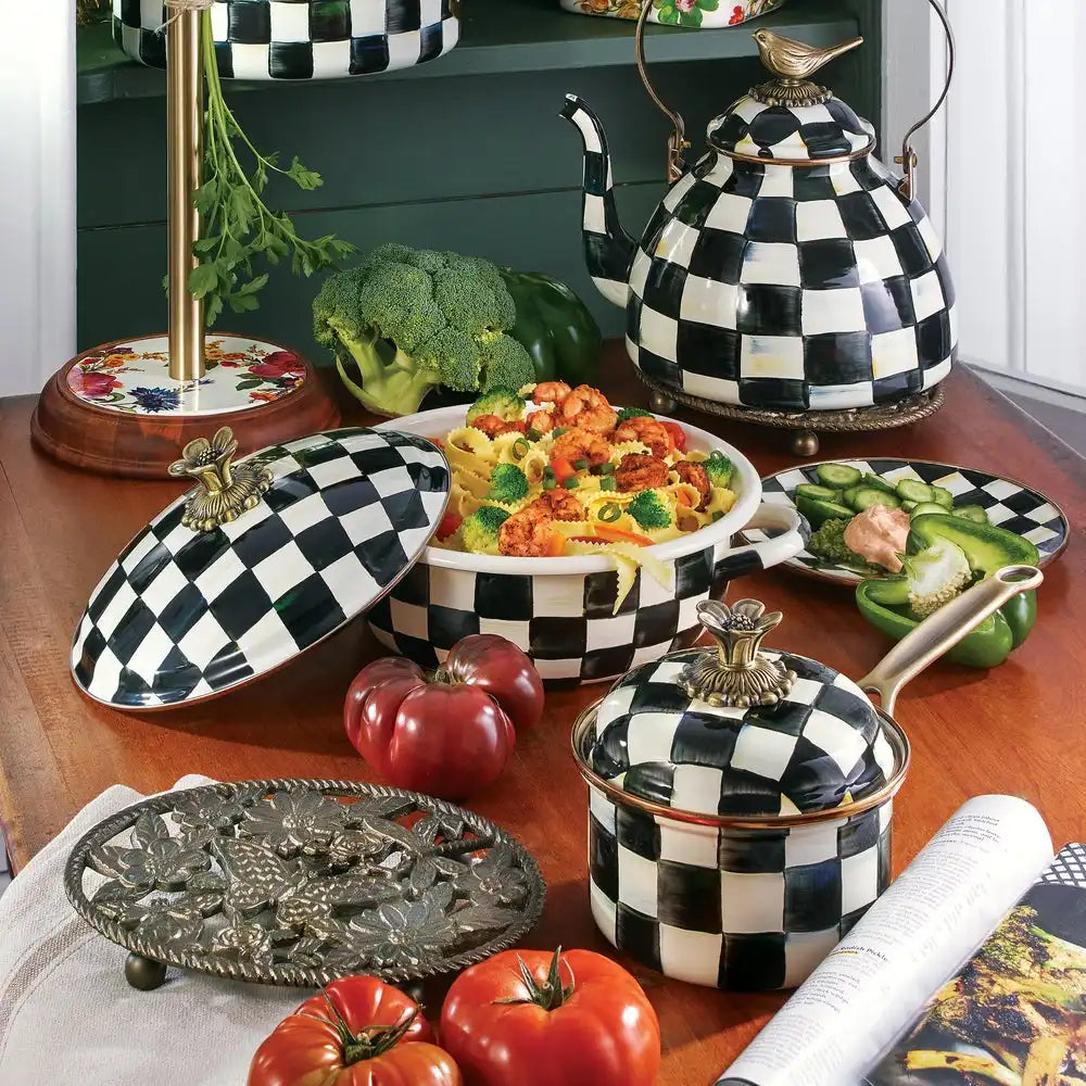 Courtly Check 7 Quart Stockpot