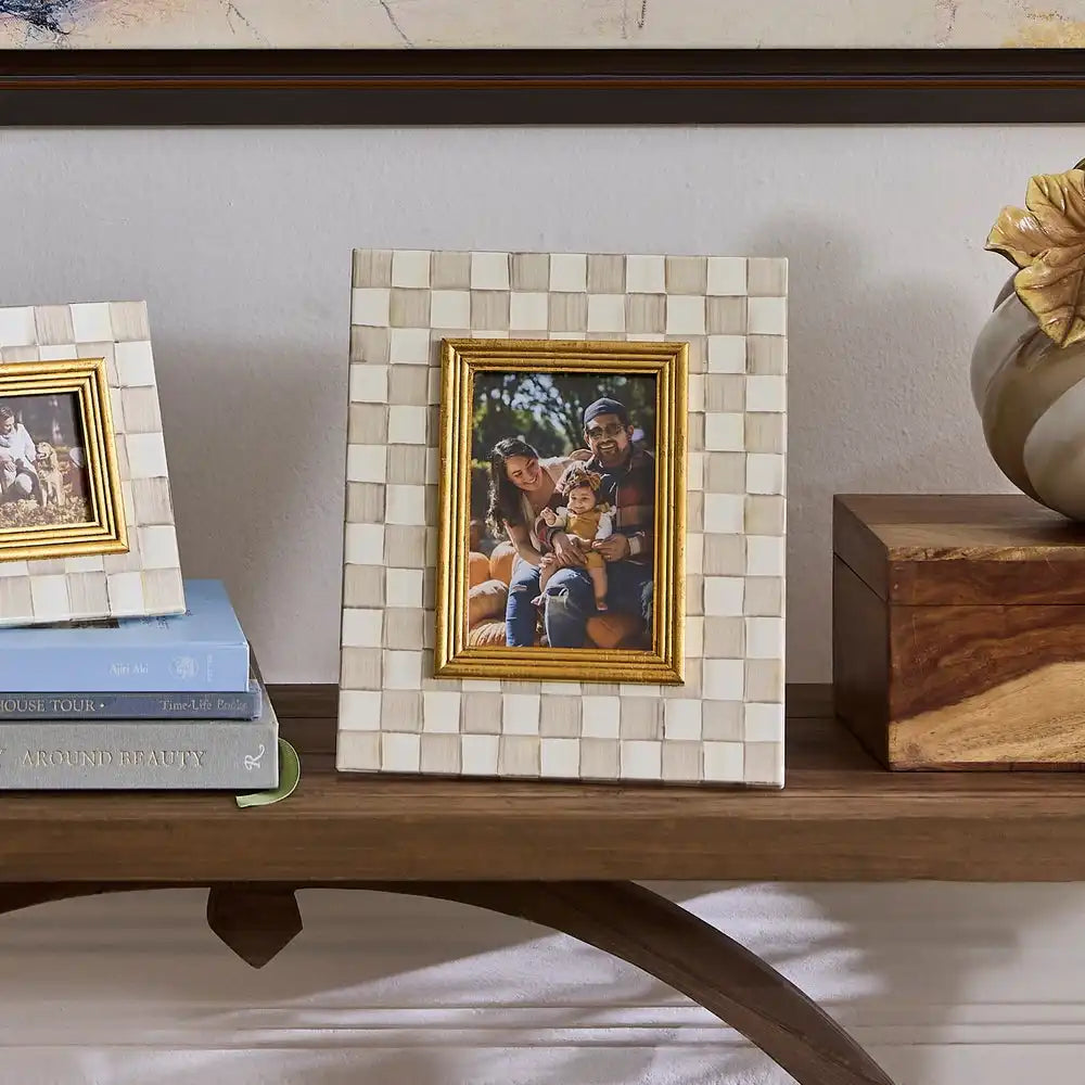 Sophisticheck 5" x 7" Frame