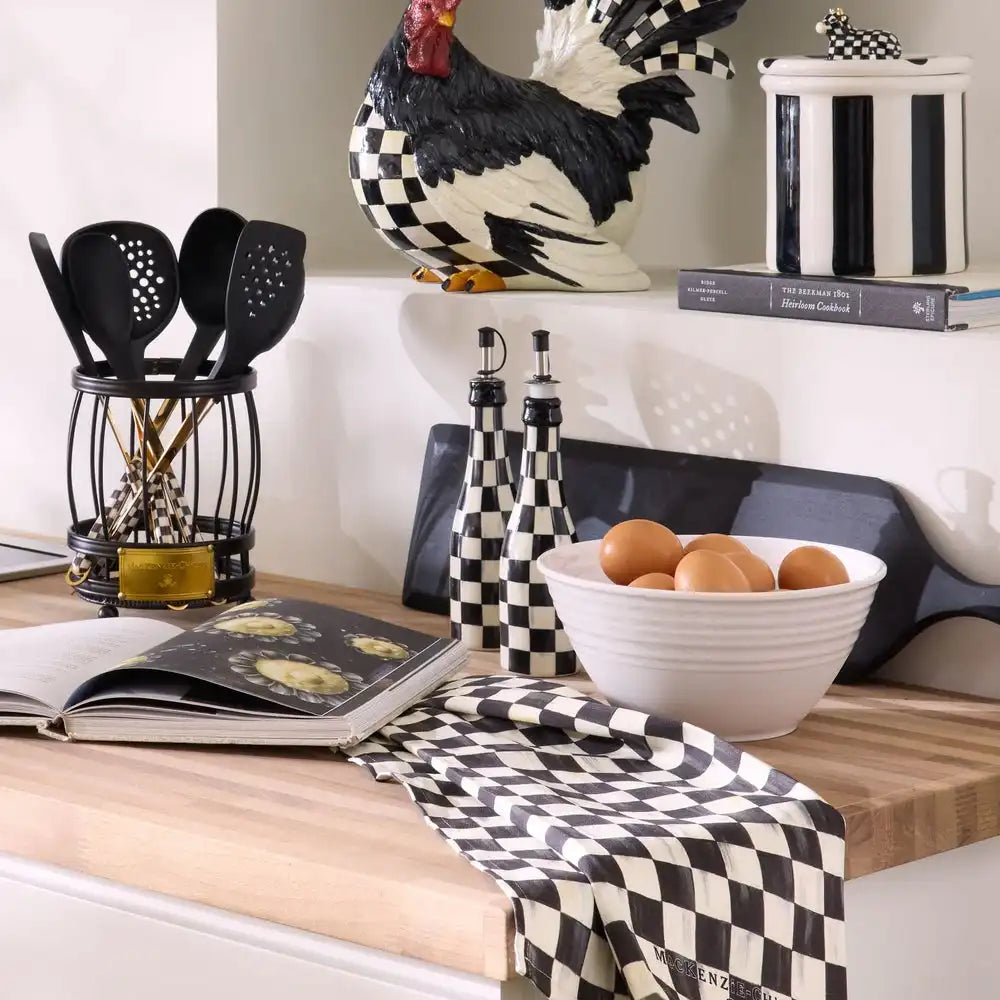 Courtly Check Farmhouse Oil Cruet Secondary image