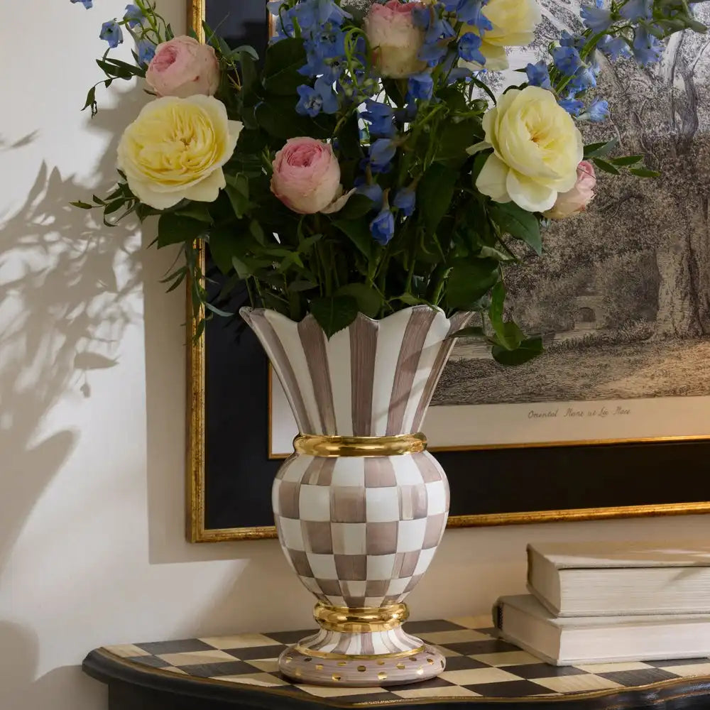 Courtly Check Small Great Vase