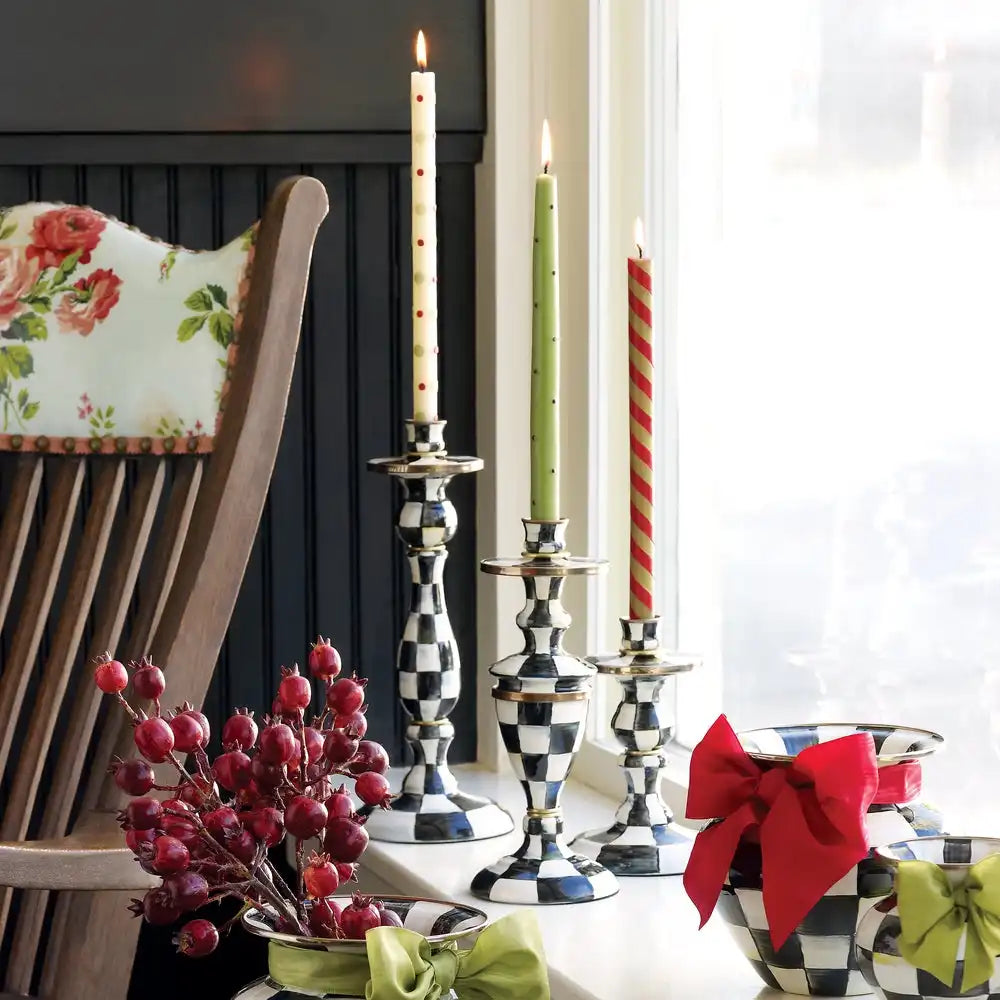 Rosy Check Short Candlestick