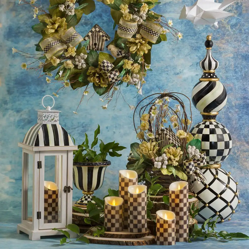 Rosy Check Pedestal Tabletop Urn