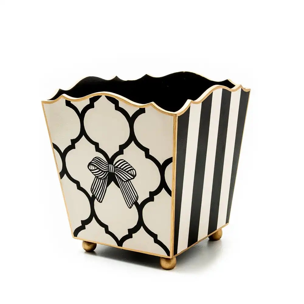 Pretty as a Bow Waste Bin Main image