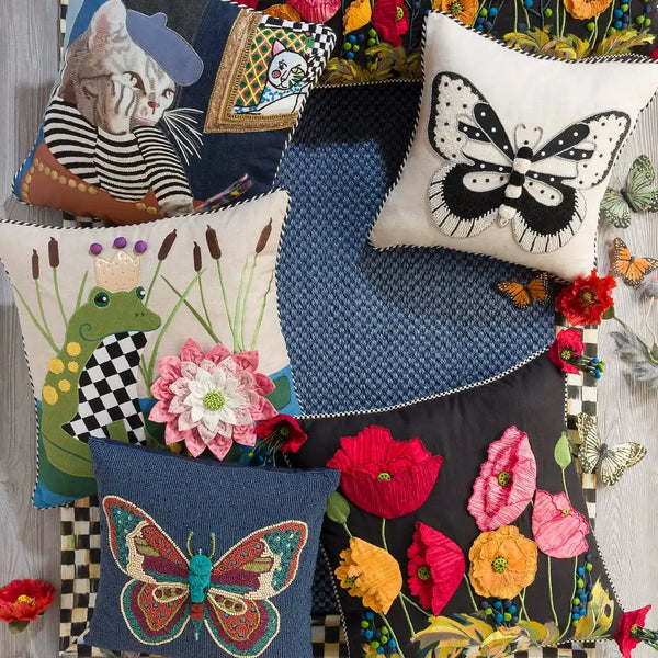 Pablo Picatsso Throw Pillow