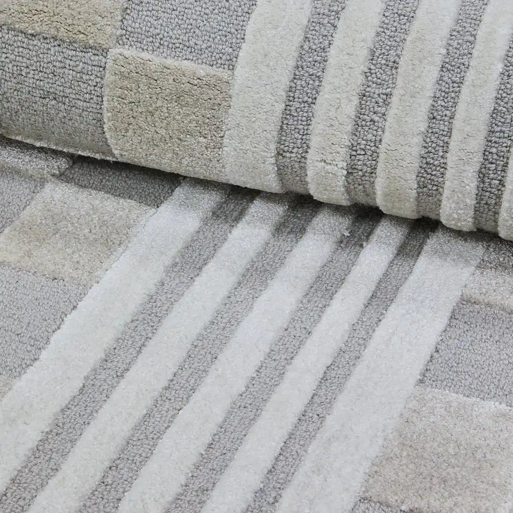 Light Grey Tonal Check 3' x 5' Rug Secondary image