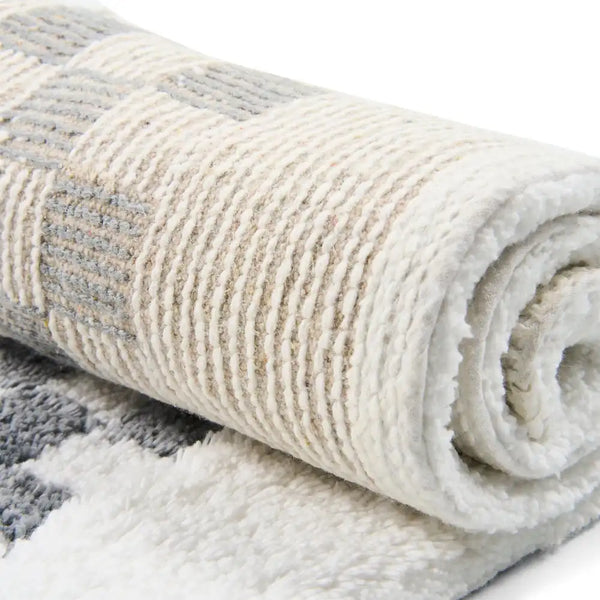 Black Check Hotel Bath Rug
