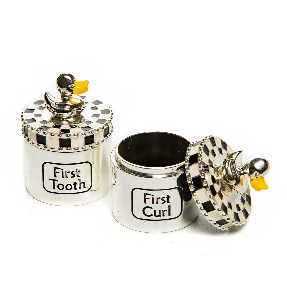 Baby's First: Tooth & Curl Box Main image