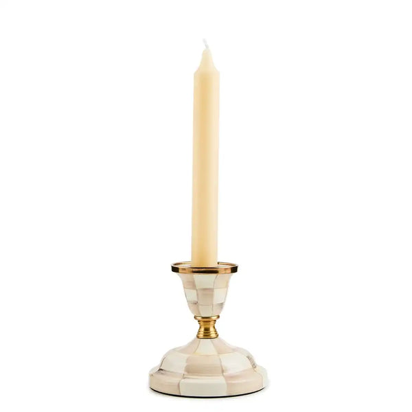 Rosy Check Short Candlestick