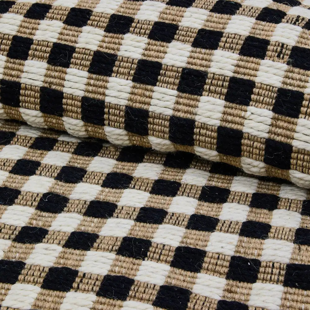 Natural, Black & White Checked 2'6" x 9' Runner