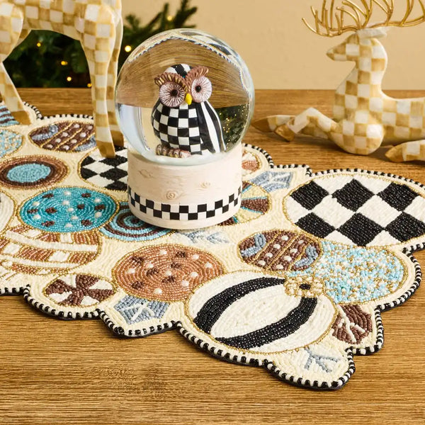 Natural Noel Jolly Ornaments Table Runner