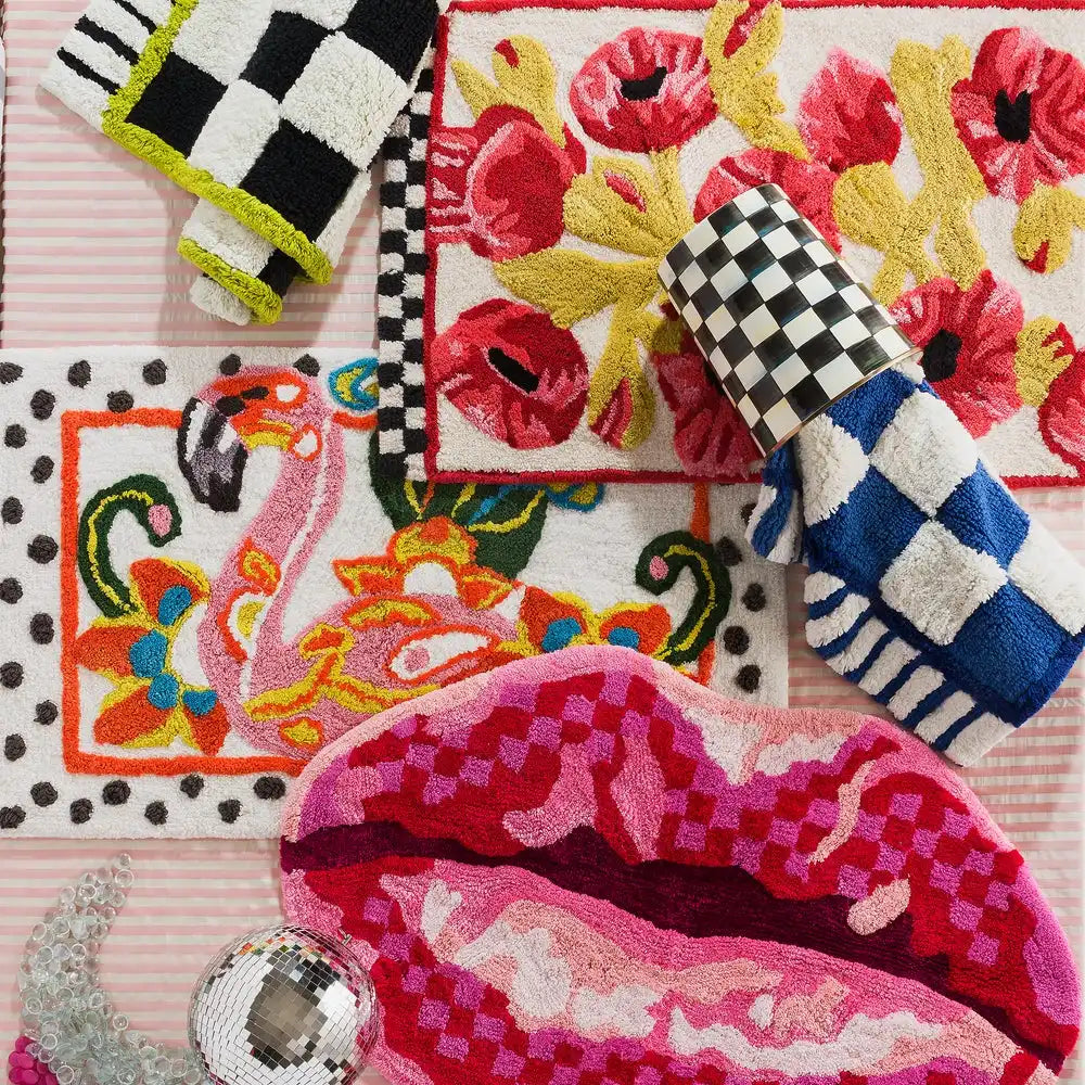 Kiss My Feet Bath Rug Secondary image