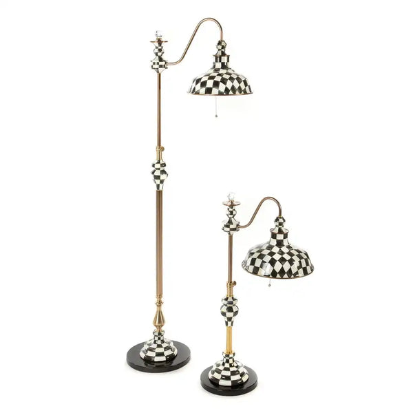 Courtly Farmhouse Floor Lamp