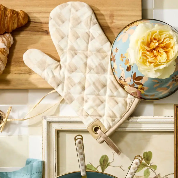 Courtly Check Bistro Oven Mitt