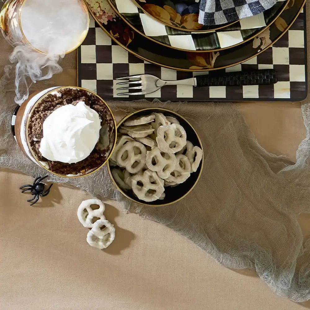 Sophisticheck Pinch Bowl