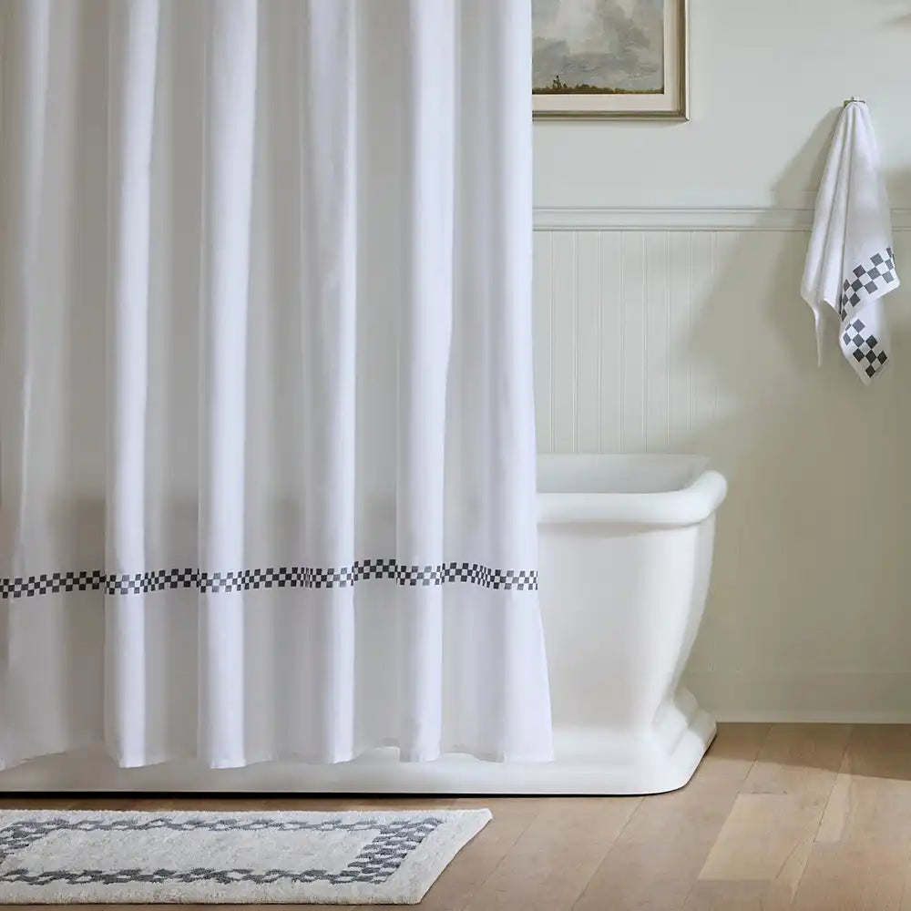 Black Check Hotel Bath Rug