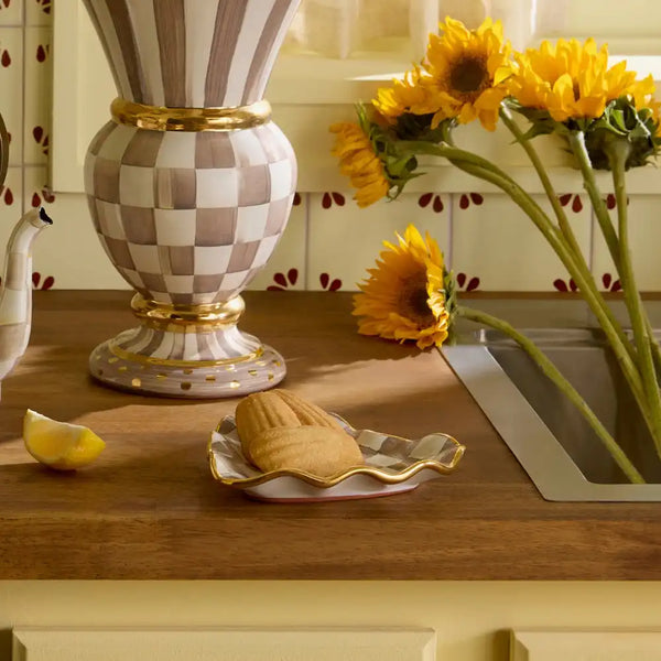 Mocha Check Ceramic Heart Plate
