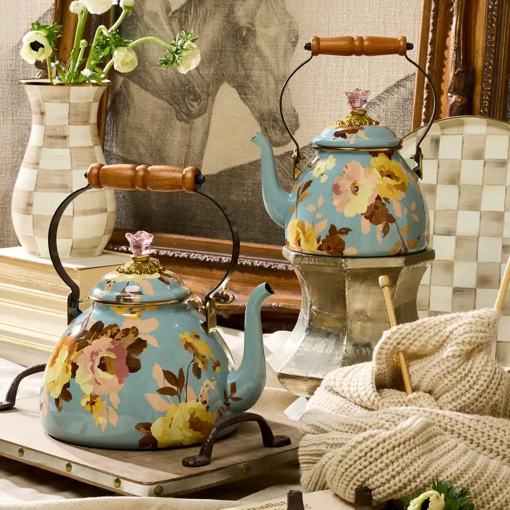 Rosy English Garden 2 Quart Tea Kettle