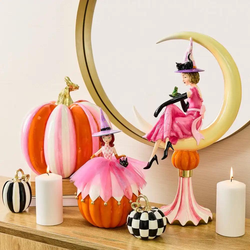 Glam 'o' ween Witch on Moon Figurine Secondary image