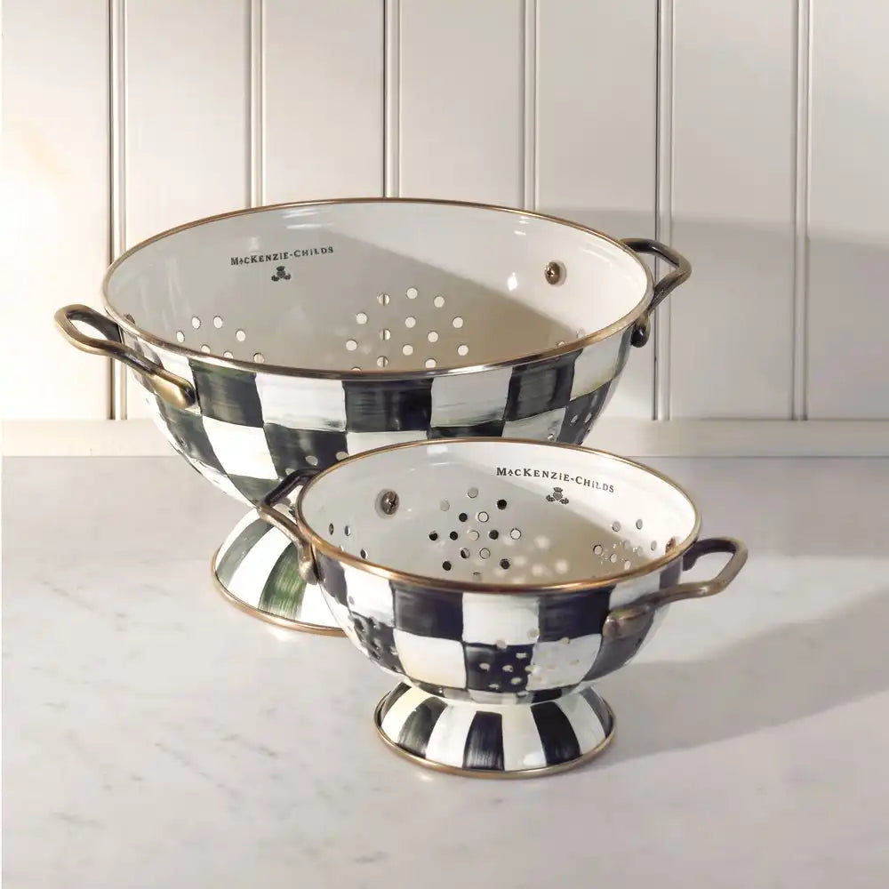 Rosy Check Small Colander