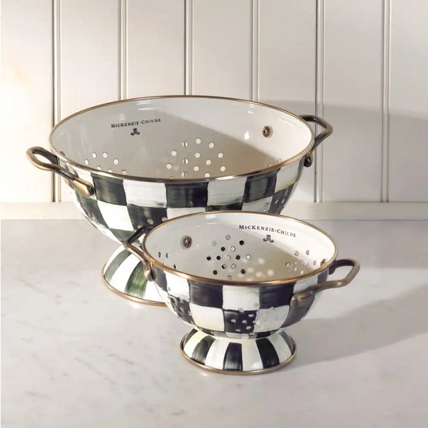 Rosy Check Small Colander